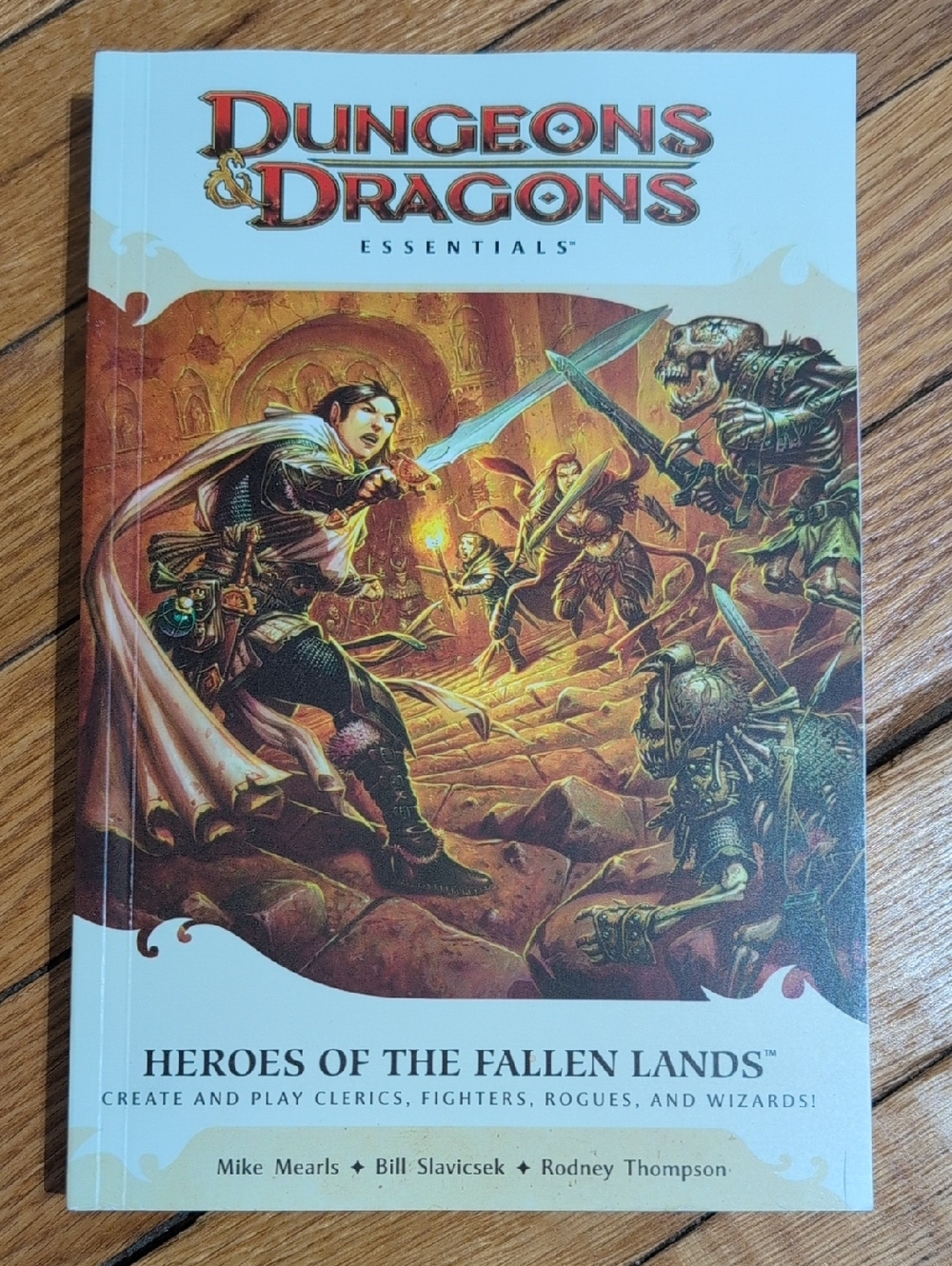Dungeons & Dragons Essentials Heroes of the Fallen Lands - White/Brown Cover